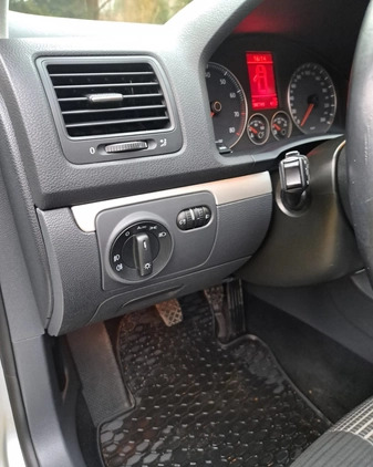 Volkswagen Golf cena 19000 przebieg: 200877, rok produkcji 2007 z Świebodzin małe 172